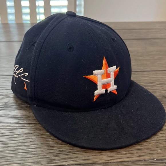 New Era 59 Fifty Fitted Houston Astros Baseball Hat 6 3/4 with Carlos Correa sig - Picture 2 of 10